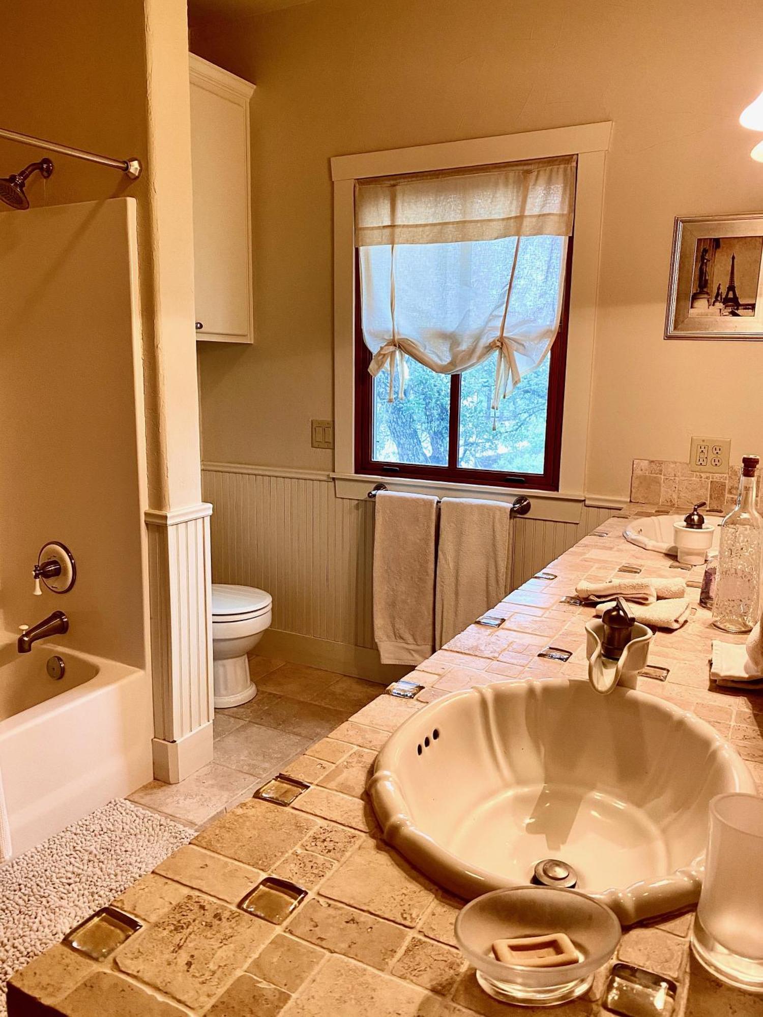 V700 Ranch Stays Marble Falls Exterior foto