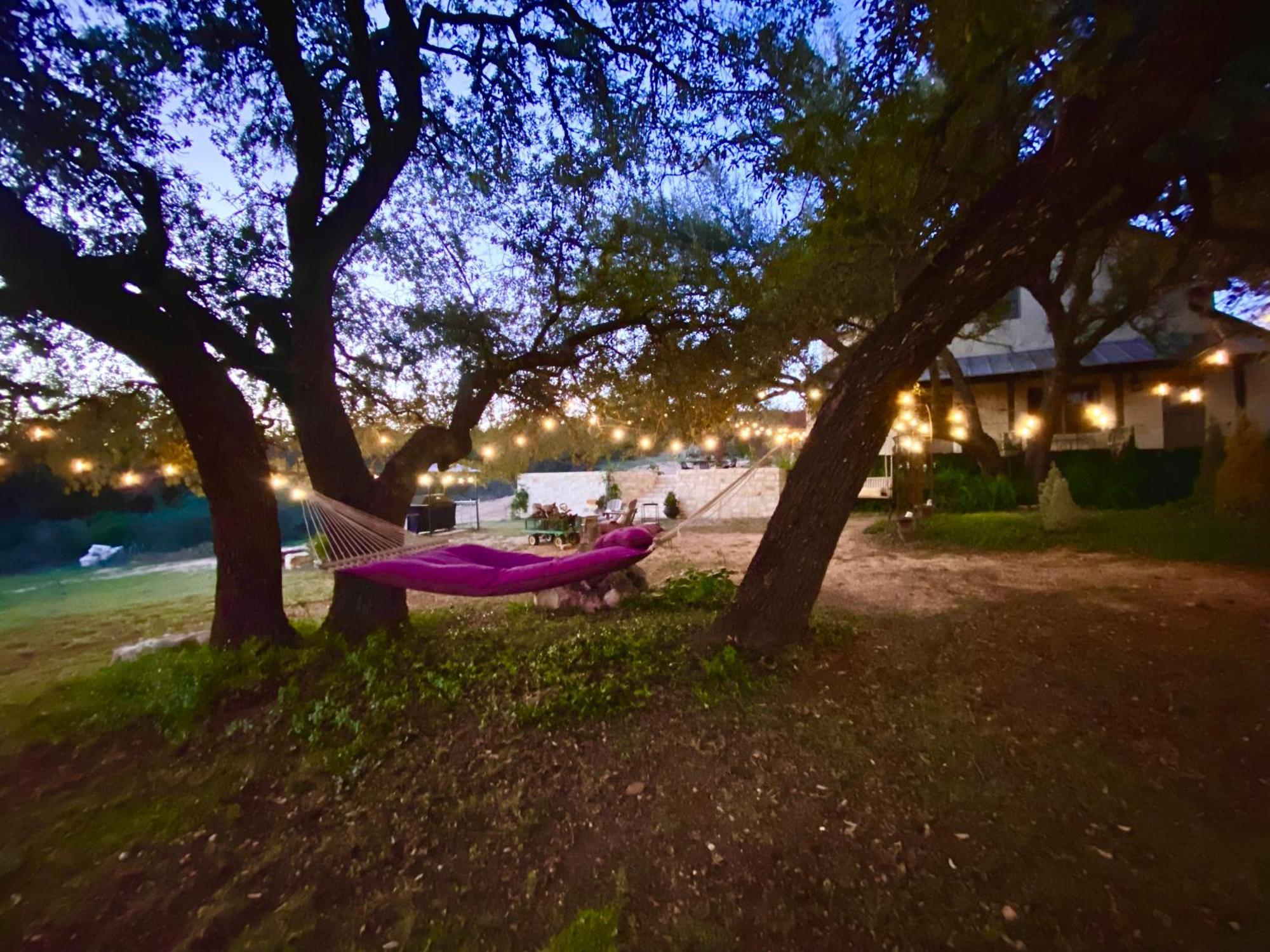 V700 Ranch Stays Marble Falls Exterior foto